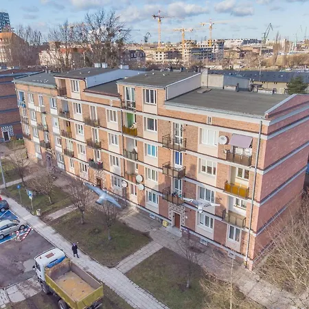 Krosna Street Apartment *